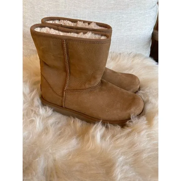 Ugg Classic Short Waterproof Women’s 8 | Kids 6 Sheepskin Boots Chesnut