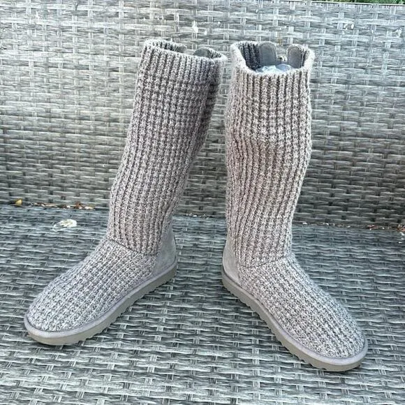 UGG Classic Solene Tall Women’s Boots Size 7 Gray