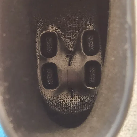 UGG Drizlita Ankle Boot Size 7 Color Black