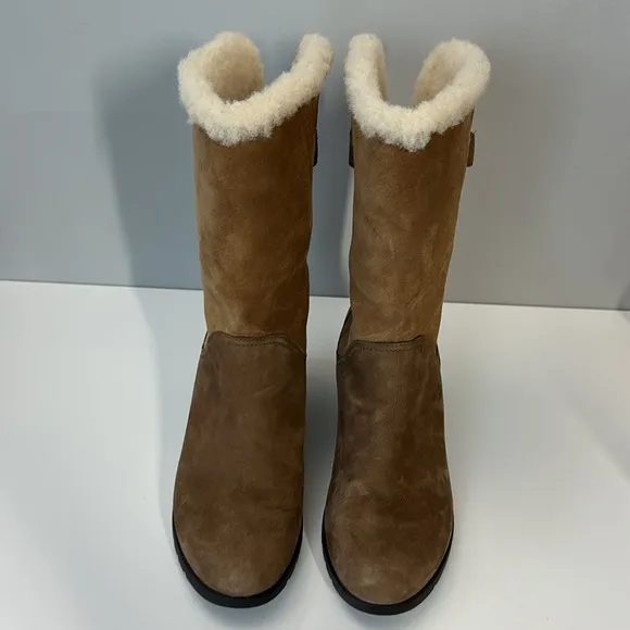 Ugg Edelina Chestnut Wedge Boots Size 9