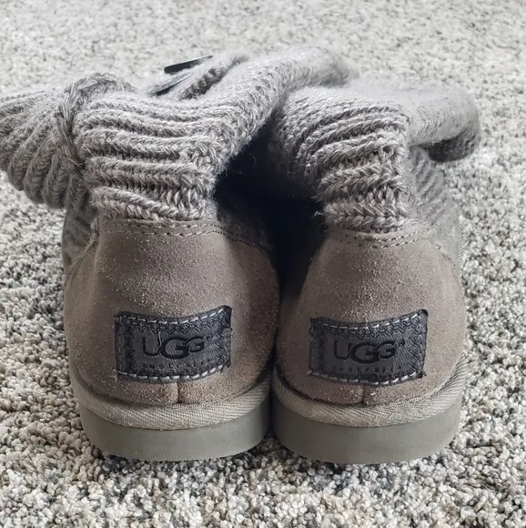 UGG | Genuine Sheep Skin Knit Slouchy Button Accent Boots