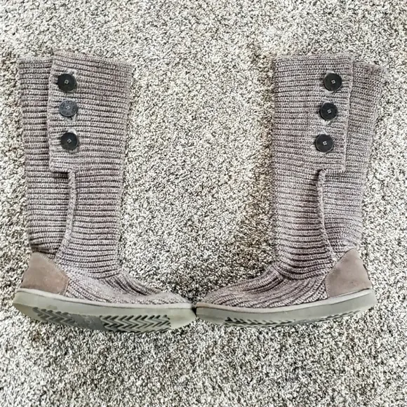 UGG | Genuine Sheep Skin Knit Slouchy Button Accent Boots
