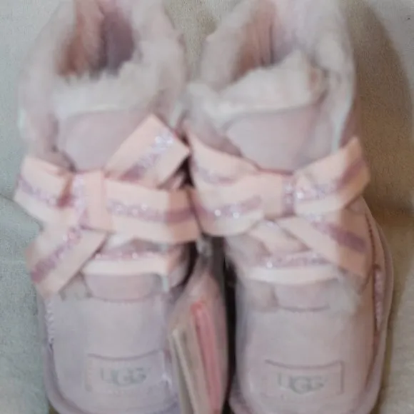 UGG GIRLS CUSTOMIZABLE SUEDE WATER RESISTANT‎ BOOTS