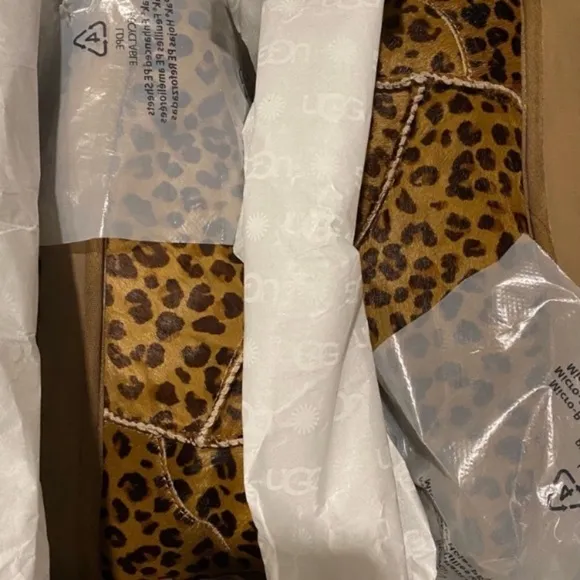UGG HAIRCALF Leopard Print Shearling Boots