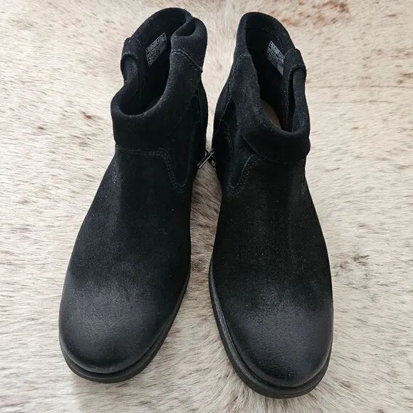 UGG Josefene Cuff Women's Suede Ankle Boots in Black NEW