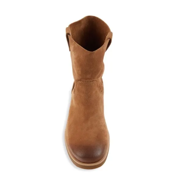 UGG Josefene Leather Short Boots in Chestnut, Size 5.5, New without Box