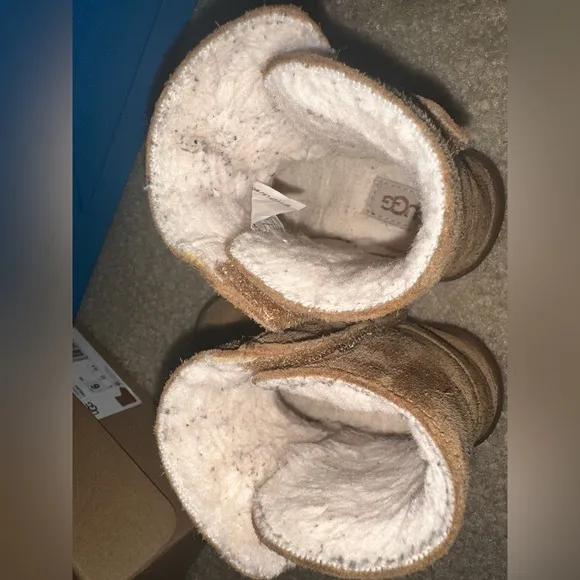 UGG Keelan ll Toddler Boots‎