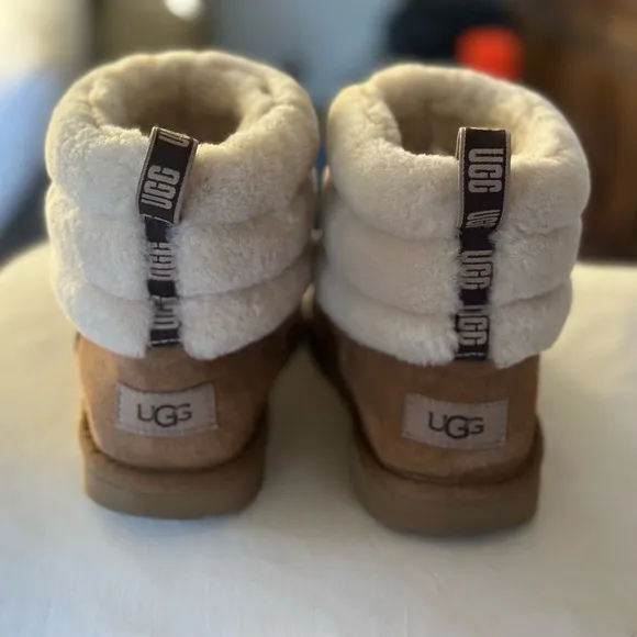 UGG Kids Boots in Chestnut Brown and Cream