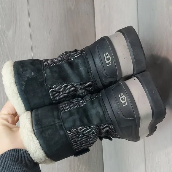 Ugg Kids Boys Insulated lined Saltwater Duck rubber leather boots shoes