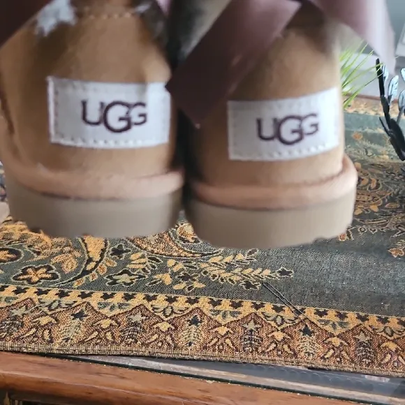 UGG Kids Brown Boots with Cream Lining