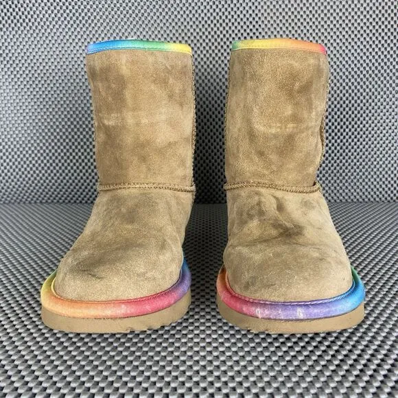 Ugg Kids Classic Short II Rainbow Boots Girls Size 2 Chestnut Brown Multicolor