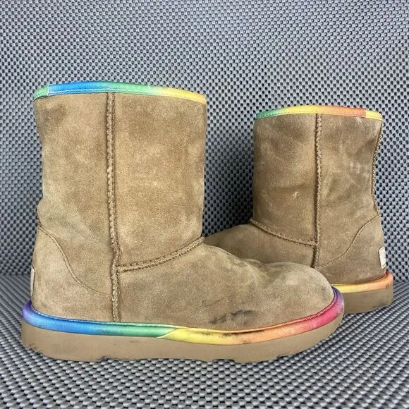 Ugg Kids Classic Short II Rainbow Boots Girls Size 2 Chestnut Brown Multicolor