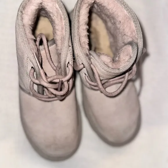 UGG Kids Neumal II- Grey