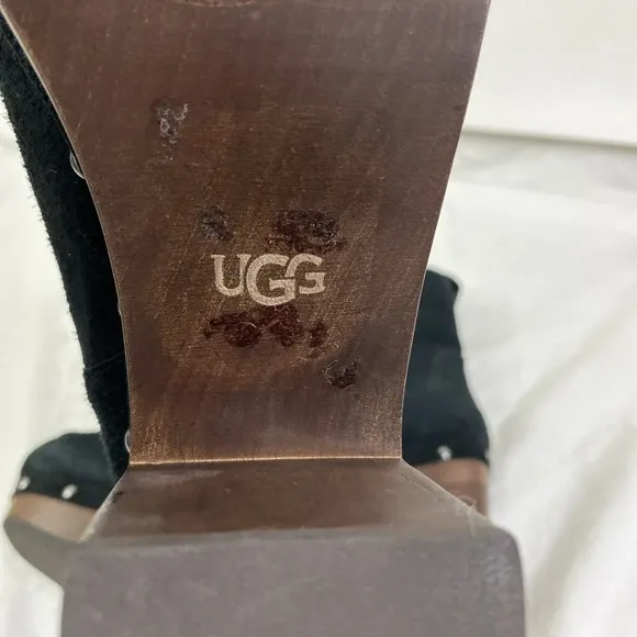 UGG Kouri Suede Sheepskin Clog Boots Women Black Sz 9 Platform Heel Studded Trim