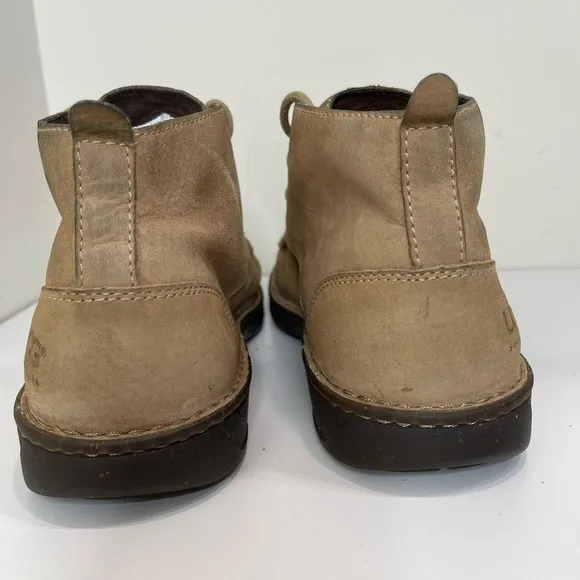 UGG Mens Chukka Boot hiking camping streetwear outdoor