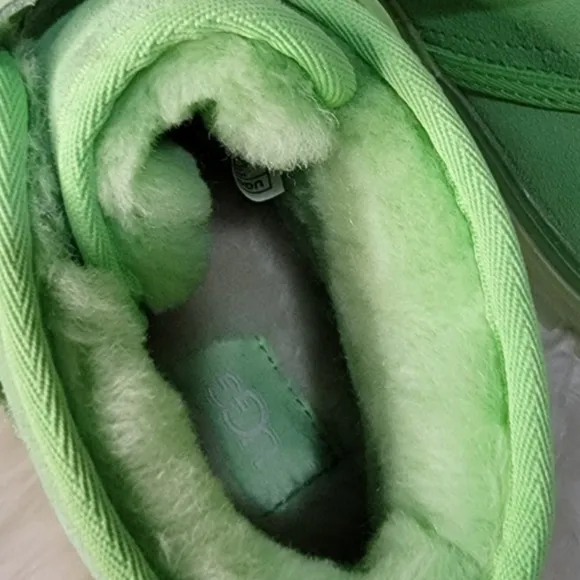 UGG Neumel Clear Chukka Parakeet Green Boots - Women's brand new