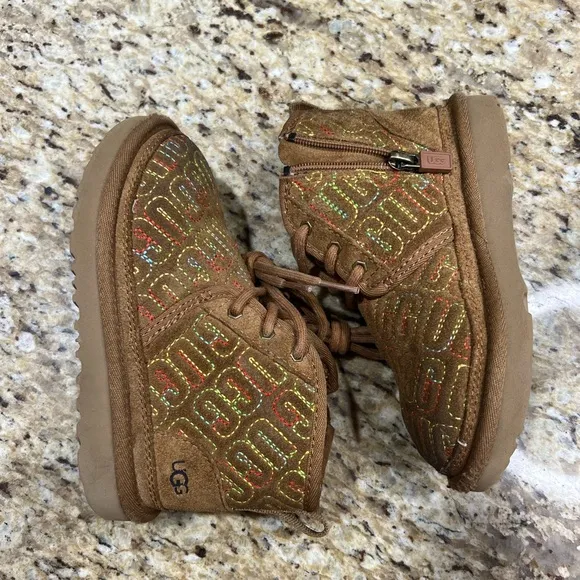 UGG Neumel II Graphic Stitch Tan Toddler Boots 11
