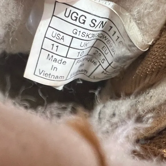 UGG Neumel II Graphic Stitch Tan Toddler Boots 11