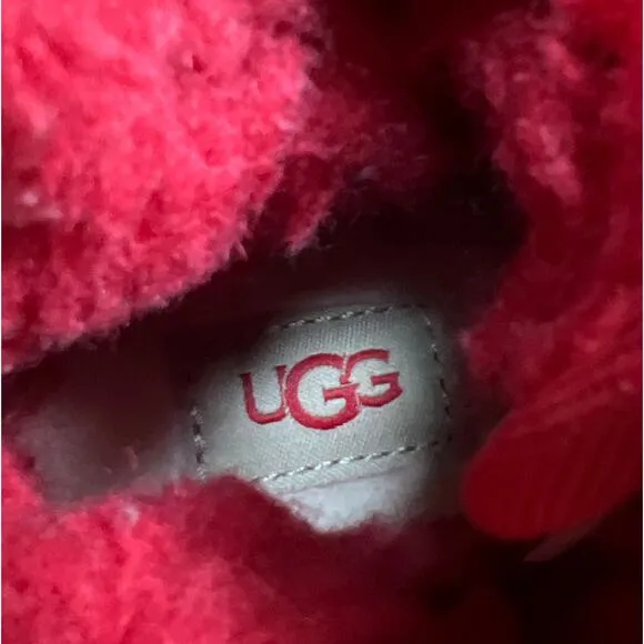 UGG Neumel II Kids Boots Red Size 11