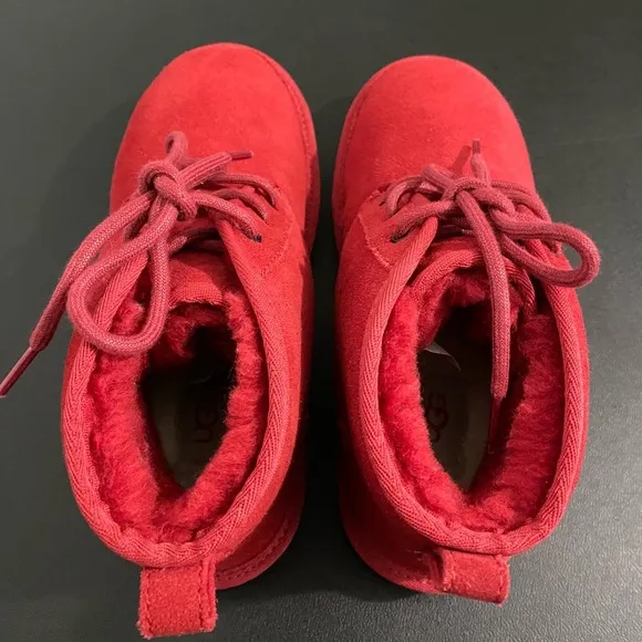 UGG Neumel Lace Up Boots Red Leather Suede Wool Shearling Lined Chukka Boots