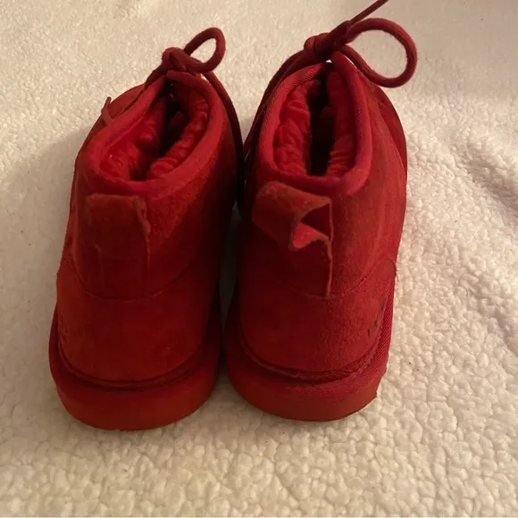 UGG Neumel Men's Red Suede Chukka Lace Up Ankle Boots Size 13