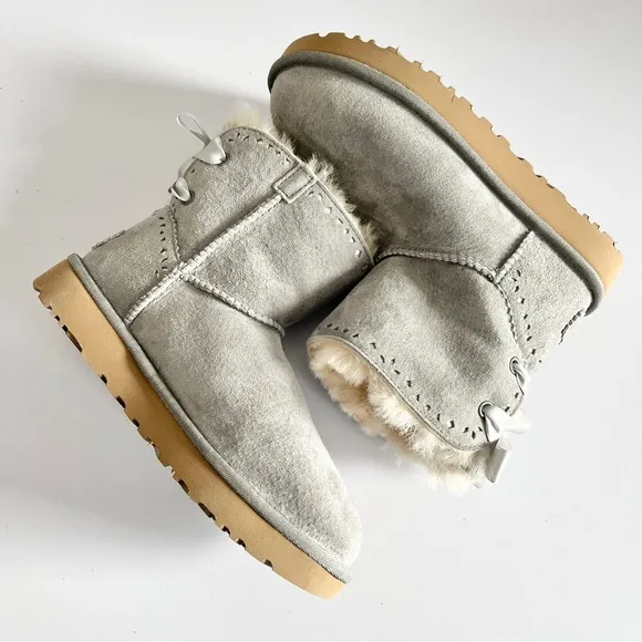 UGG NEW gray boots Dixi Flora perforated Bailey bows short womens 5 shearling