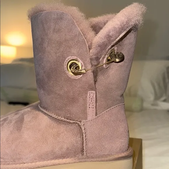 UGG Pink Boots Irina Style