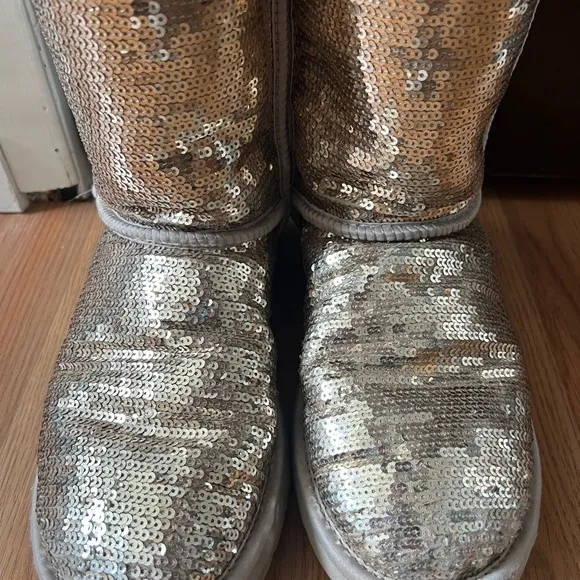UGG sequin short boots