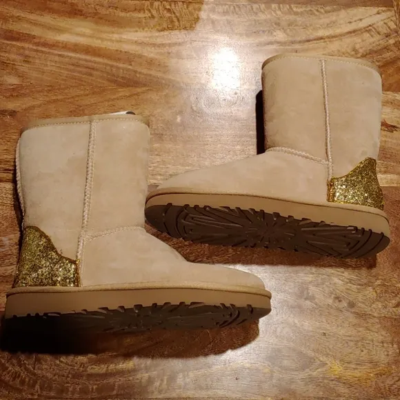 UGG Short Gold Glitter Suede Boots Size 6