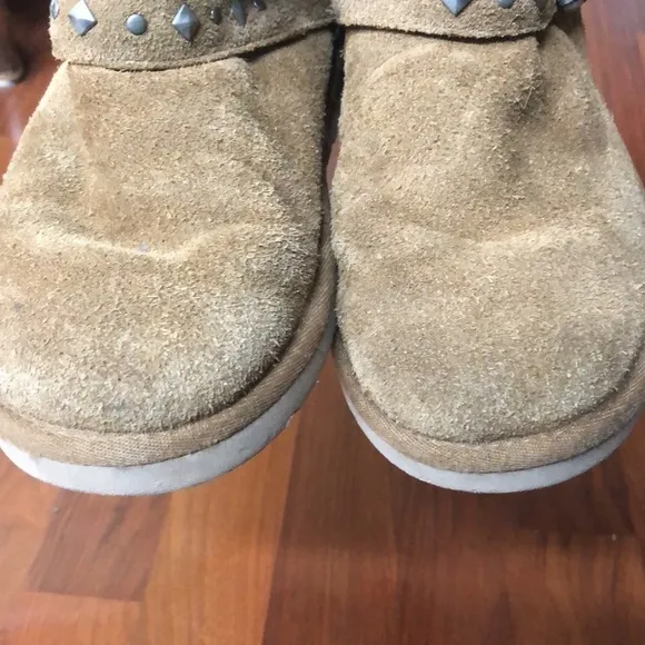 UGG Star Studded Short Sheepskin Kids Boots
