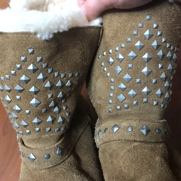 UGG Star Studded Short Sheepskin Kids Boots