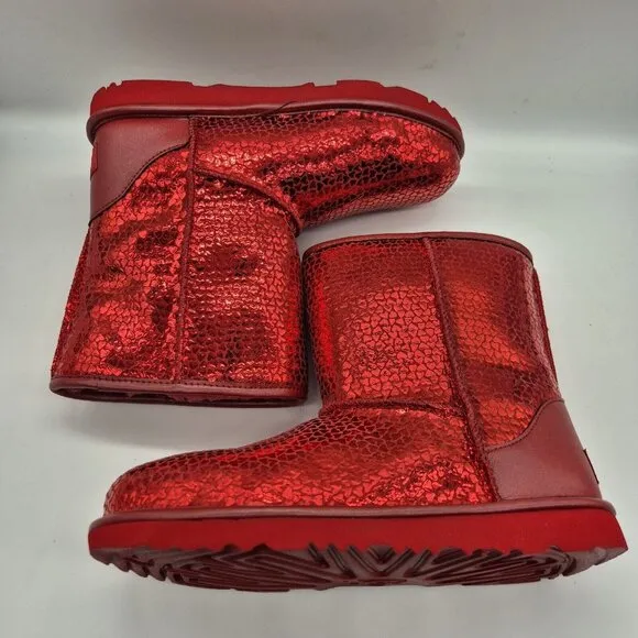 Ugg Toddler Girls Kids' Classic II Gel Hearts Boot Metallic Red Size US 8