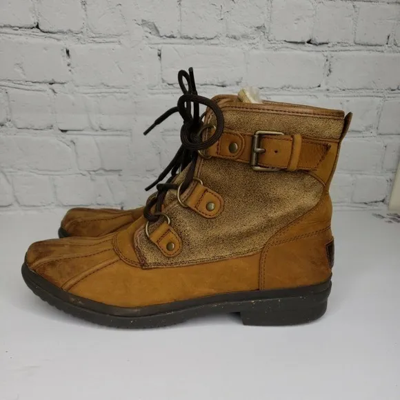 Ugg‎ Women's Brown Cecile Leather Waterproof Shearling Boots Size 7.5