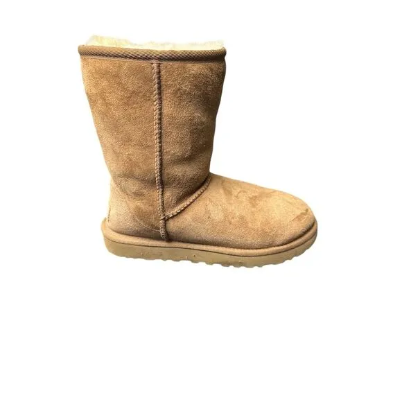 UGG Women's Classic Short II Boots Brown Mid-Calf Winter Casual Size 6