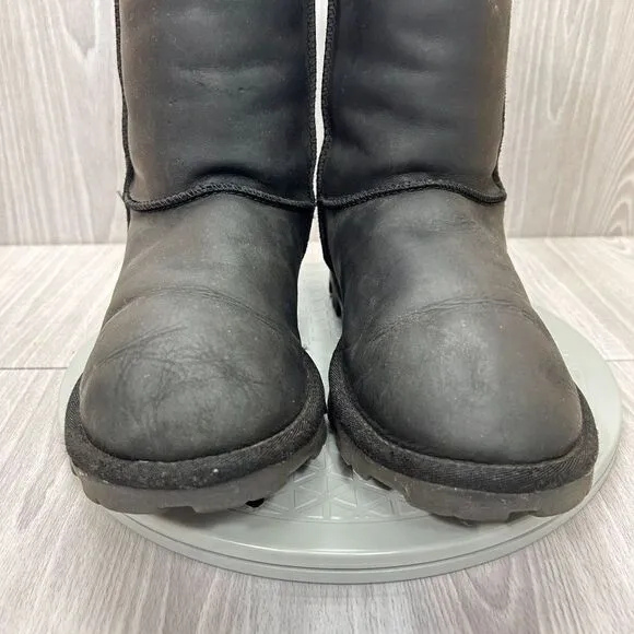 UGG Womens Essential Short Black Sheepskin Leather Wool Lined Winter Boots Sz 10