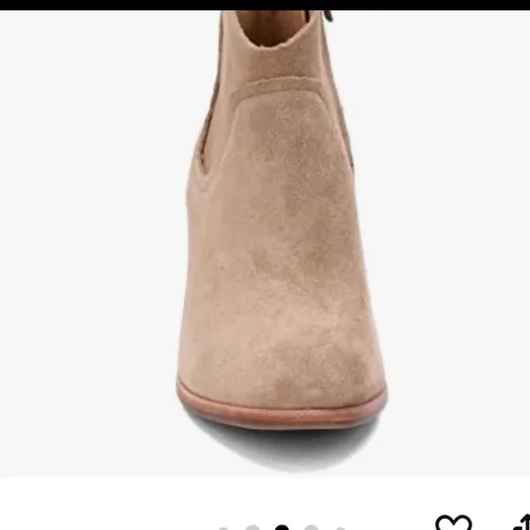 UGG Women's Kingsburg Boots NEW size 8