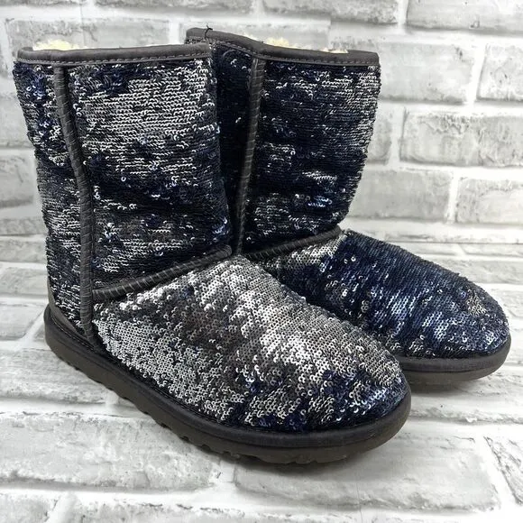 Ugg Women's Size 6 Classic Short Blue/Silver Sequin Sparkles Winter Boots