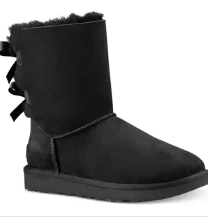 UGG Women's Solid Black Bailey Bow II Fuzzy Boots US 10
