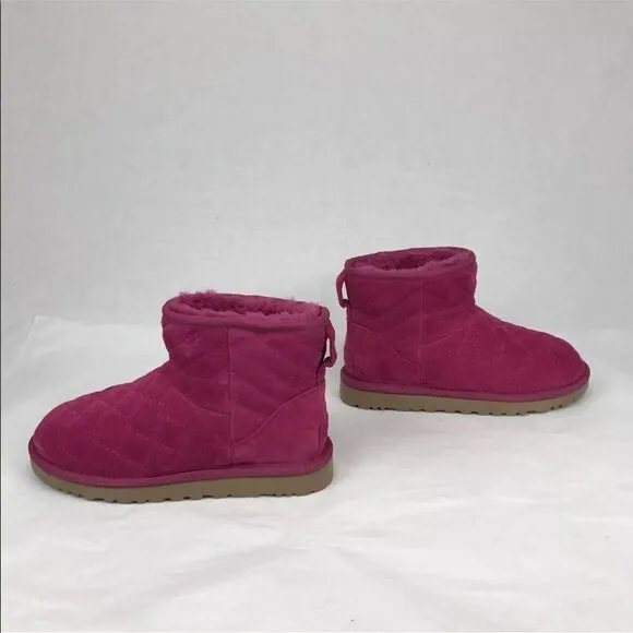 UGG Arden Mini Boots Quilted Lonely Heart Color