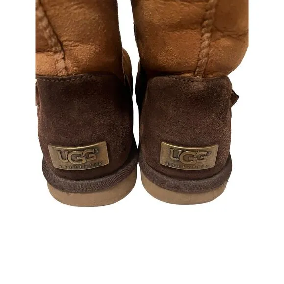 Uggs Australia Blaise Men’s Size 12.5/ Women’s Size 13.5