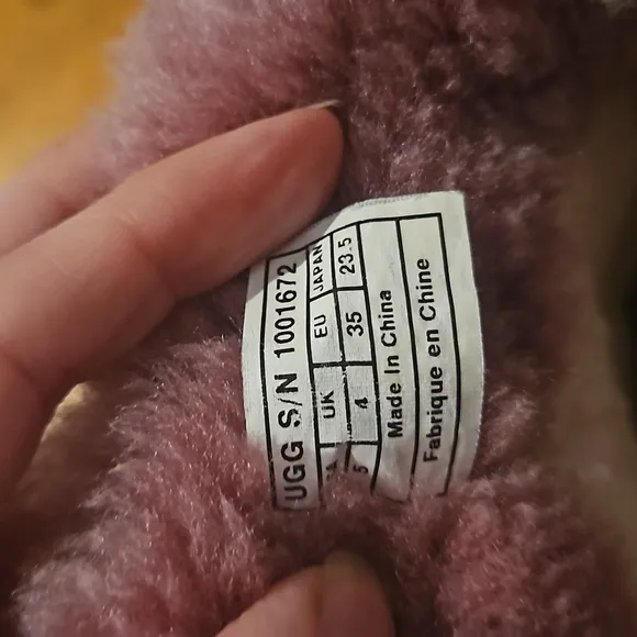 UGGS Ellee Dusty Rose Boots Big Kids Size 5