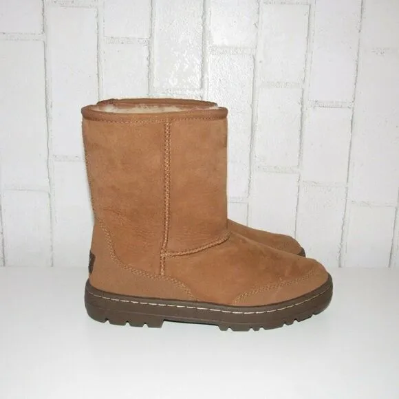 UGG ULTRA SHORT REVIVAL WATER RESISTANT BOOTS