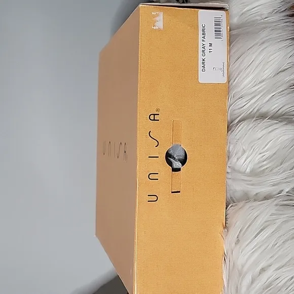 Unisa over the knee boots womens size 11M gently loved in box