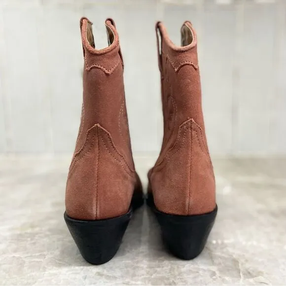 Urban Outfitters Boots Lynn Suede Rose Pink Cowboy Western  Size 7.  NWT