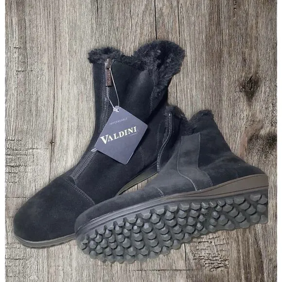 Valdini Sabra boots. Black suede. Size 10. Fur lined