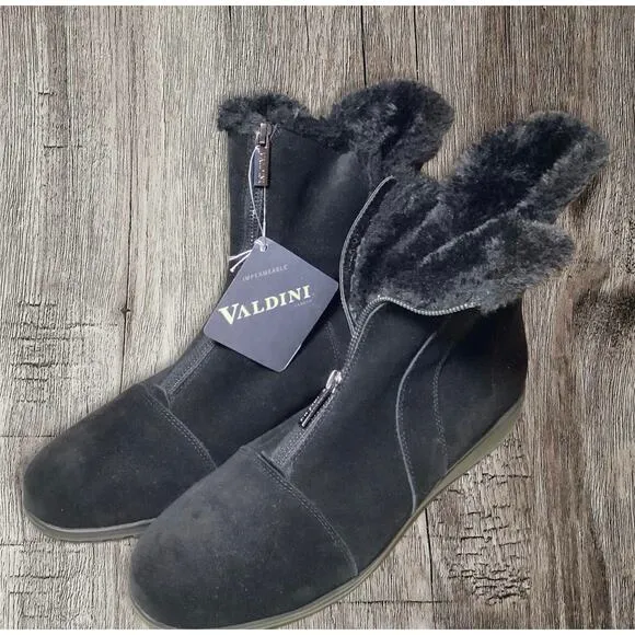 Valdini Sabra boots. Black suede. Size 10. Fur lined