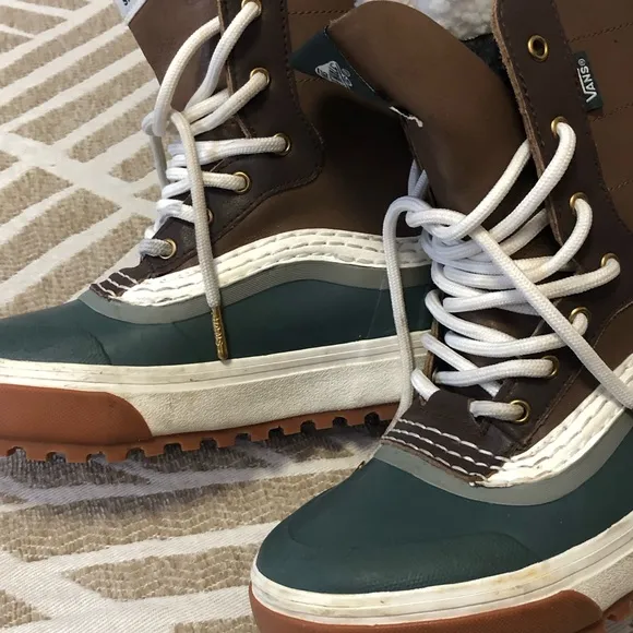 Vans Brown and Green Winter Boots