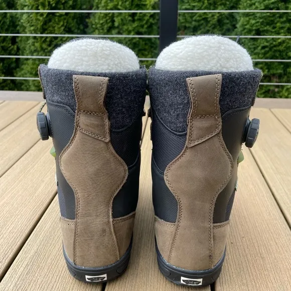 Vans One &amp; Done/Hana Beaman Snowboard Boot - 2023 - Women's