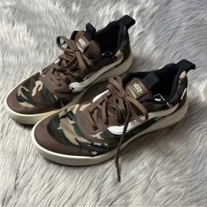 Vans Ultrarange Men’s Rapidweld Brown Green Camo Shoes Size 10