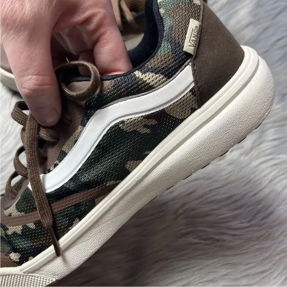 Vans Ultrarange Men’s Rapidweld Brown Green Camo Shoes Size 10